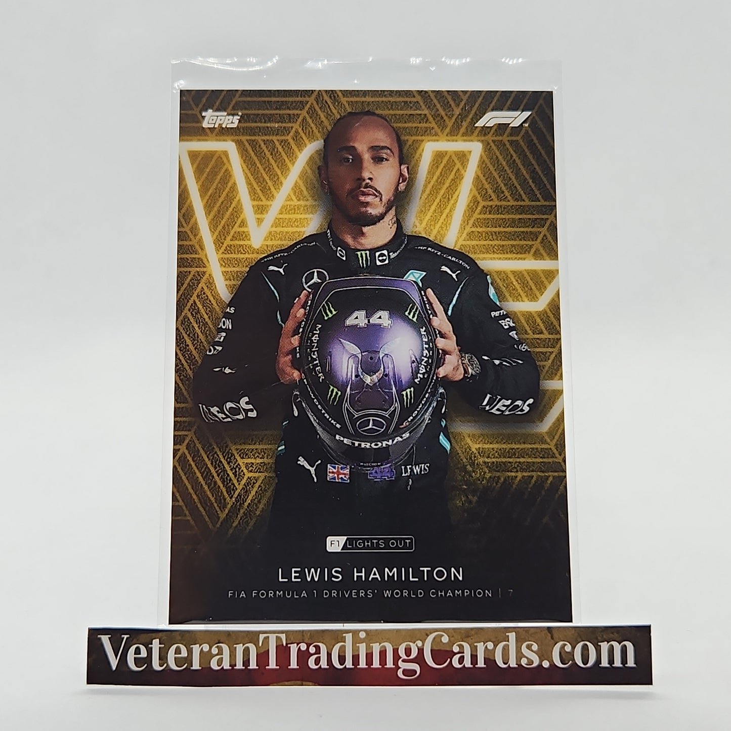 Sir Lewis Hamilton Yellow Drivers World Champion Topps F1 Lights Out Card