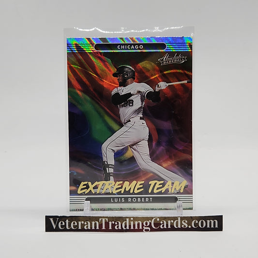 Luis Robert Extreme Team Lava Holo Card #ET-1