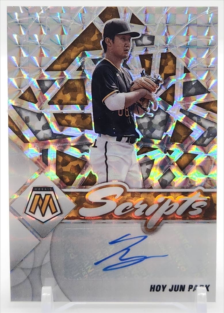 Hoy Jun Park Holo Prizm 2022 Panini Mosaic Scripts Autograph Card # SC-HJP